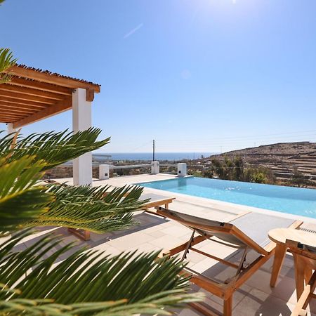 Para Principe Tinos Agios Sostis  Bagian luar foto